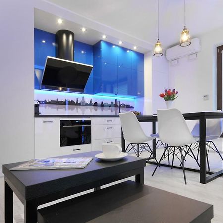 Bulwary Wislane P&O Serviced Apartments With Ac Warszawa Eksteriør bilde