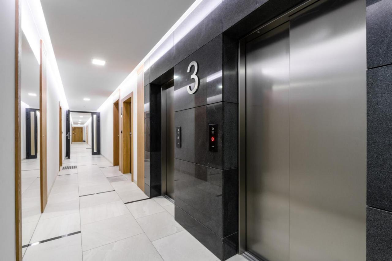 Bulwary Wislane P&O Serviced Apartments With Ac Warszawa Eksteriør bilde
