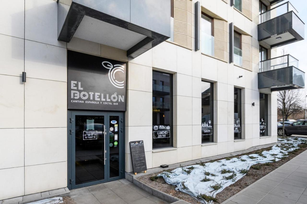 Bulwary Wislane P&O Serviced Apartments With Ac Warszawa Eksteriør bilde