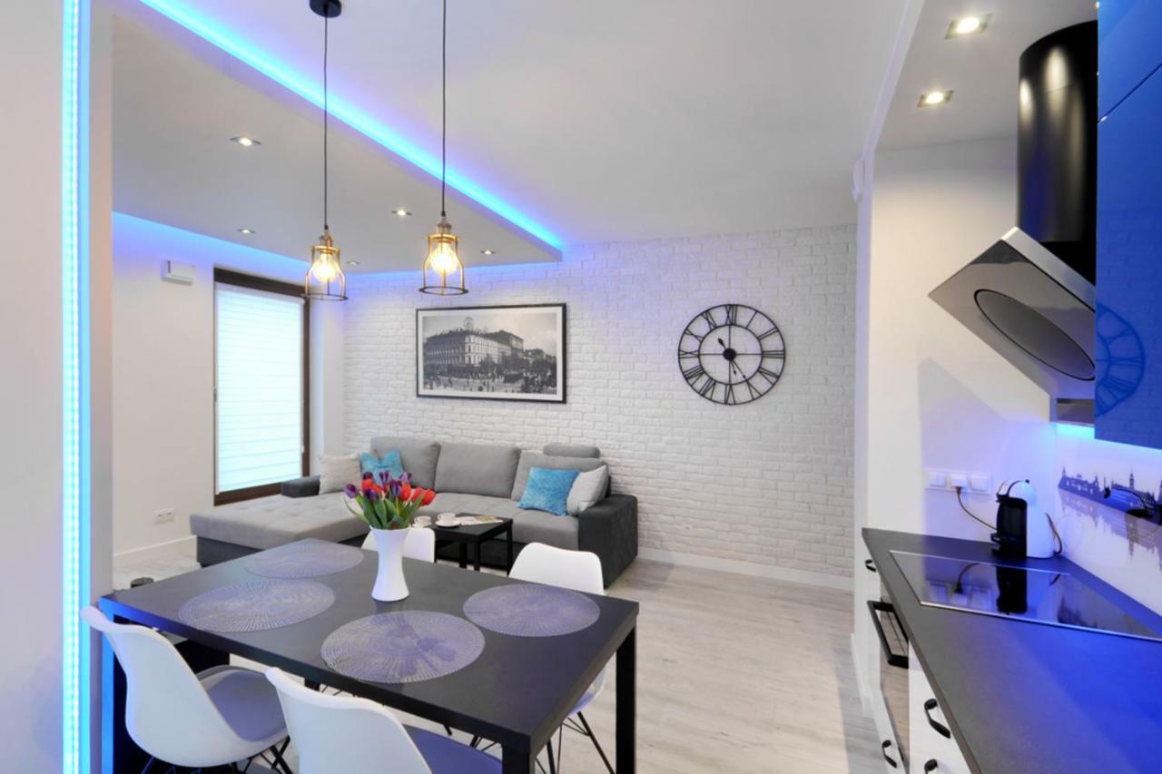 Bulwary Wislane P&O Serviced Apartments With Ac Warszawa Eksteriør bilde