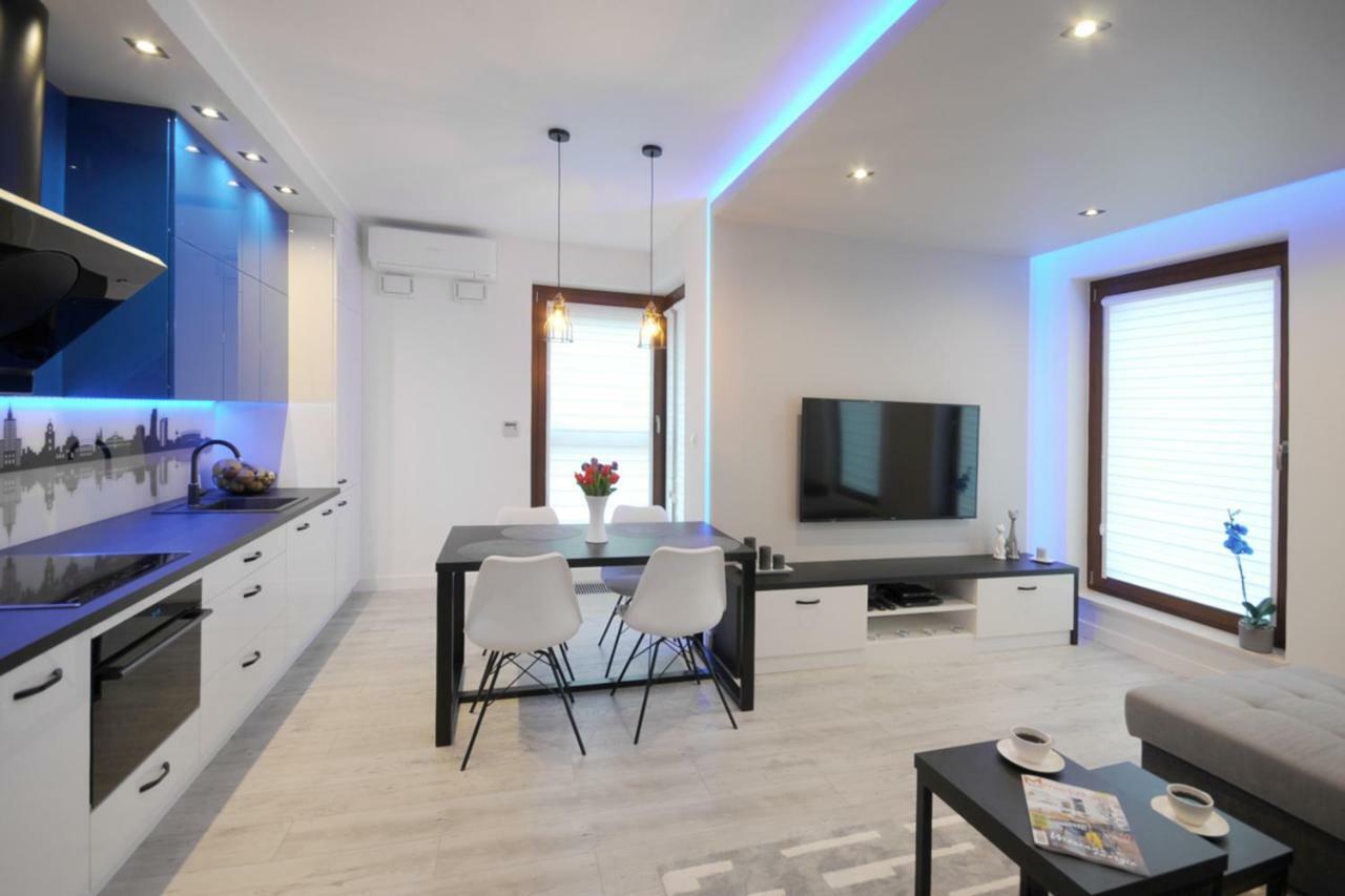 Bulwary Wislane P&O Serviced Apartments With Ac Warszawa Eksteriør bilde
