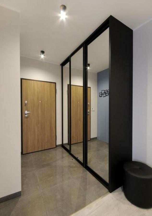 Bulwary Wislane P&O Serviced Apartments With Ac Warszawa Eksteriør bilde